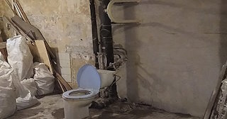 Демонтаж сантехкабины в панельном доме - цена от 1029 рублей | Сварной-Кнц